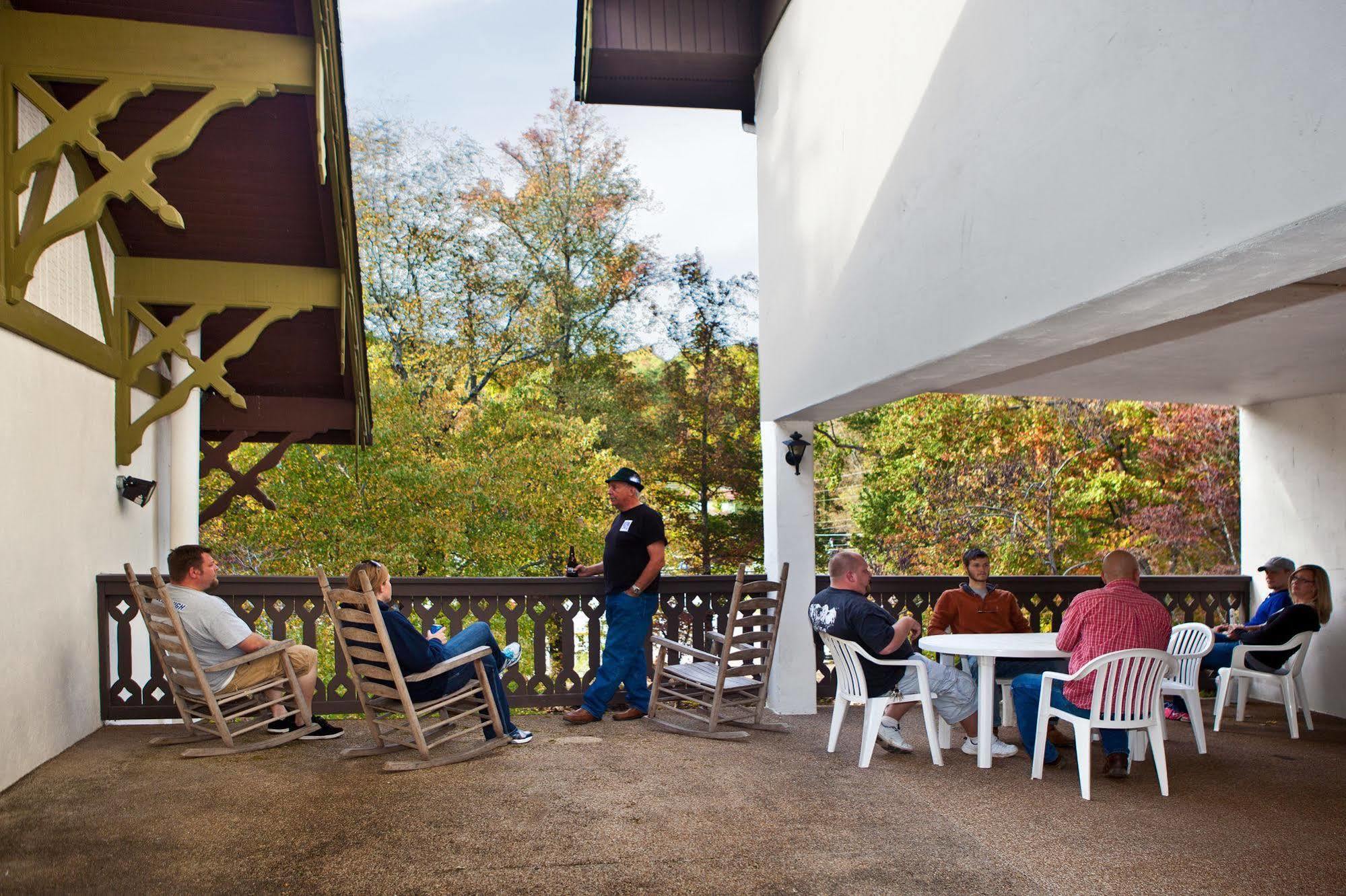 Helendorf River Inn, Suites & Conference Center Kültér fotó